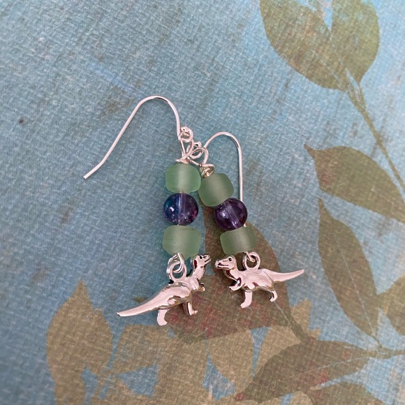 T-Rex beach glass bead dinosaur earrings. Handmade - Picture 4 of 8